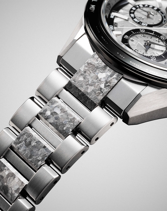 Attesa Platinum Shine Collection CC4076-65A, limitierte Auflage von weltweit 2.200 Stück