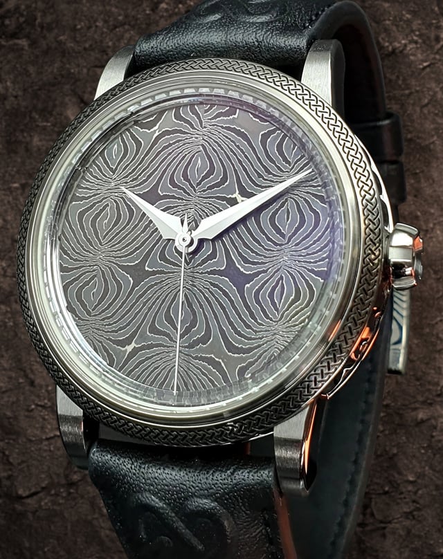 GoS Völund „Fullerö Sword“, mechanische Uhr mit ausgefallenem Zifferblatt