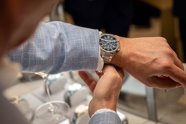 Jaeger-LeCoultre Uhr am Handgelenk