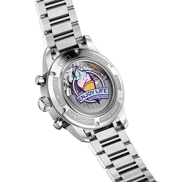 Norqain Freedom Chrono Enjoy Life “Sprinkles”, Gehäuseboden und Werk