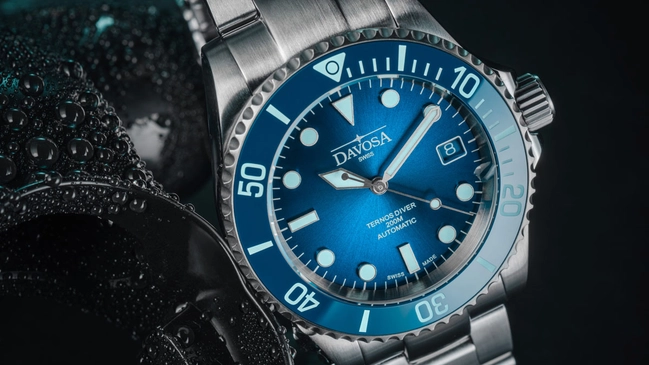 Davosa: Ternos Diver Blue Lagoon Automatic mit Trialink-Band