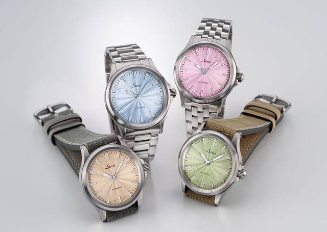 Sinn 556 Sand, Eisblau, Malve und Salbei