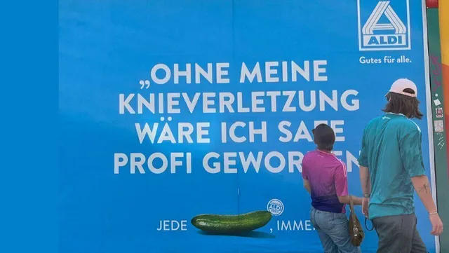 Bringt zum Schmunzeln: die neuen Aldi-Nord-Plakate.