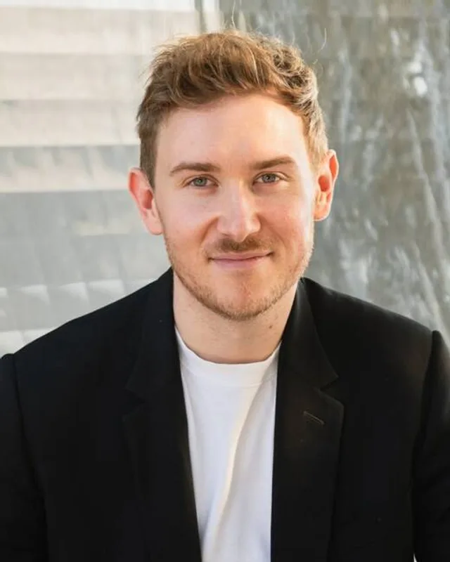 „Rebellion ist der gesellschaft­liche Motor für Innovation", sagt Zukunftsforscher Tristan Horx und fordert im Podcast W&V Trendhunter Marken auf, mutiger zu werden.