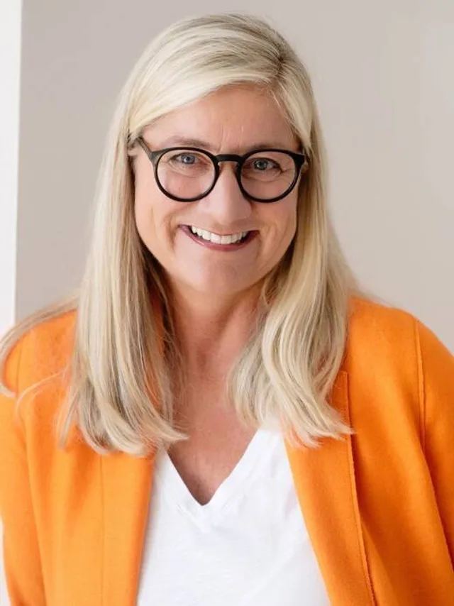 Nicole Kremer, Zoom Consult