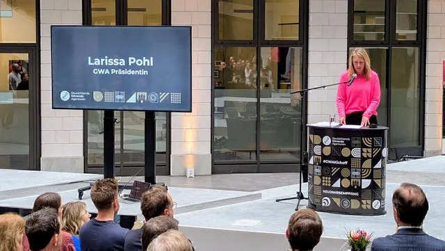 Larissa Pohl beim Neujahrsempfang des GWA in Hamburg