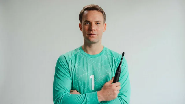 Manuel Neuer ist für Happybrush mit mehr als ein Werbegesicht.