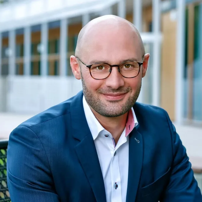 Sebastian Bayer